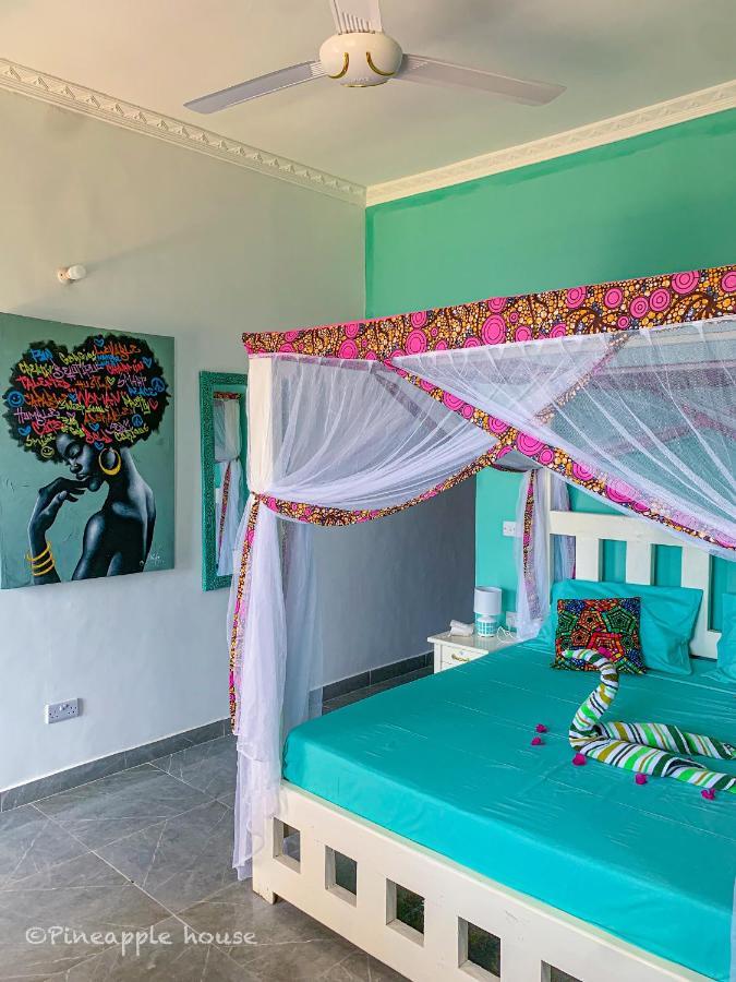 Pineapple House *