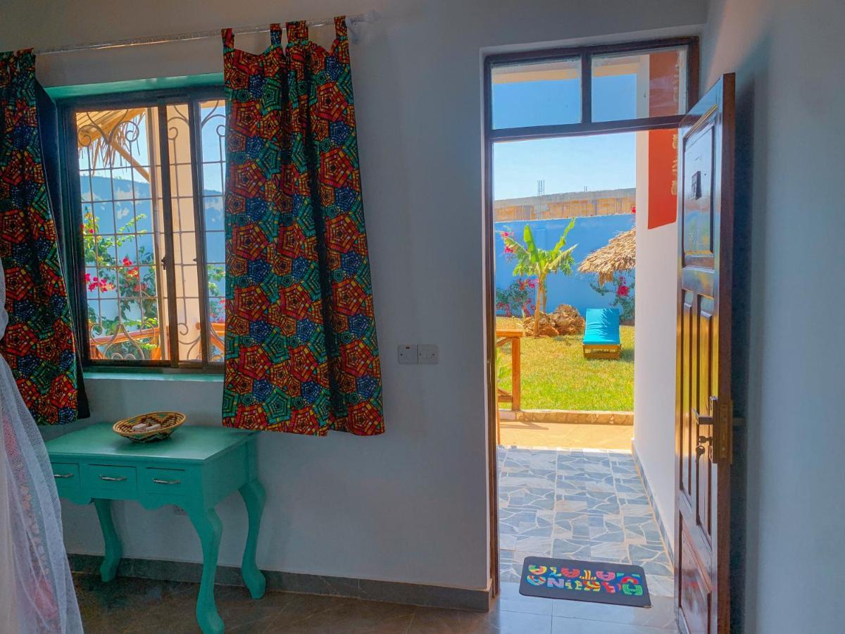 Bed & Breakfast Pineapple House *