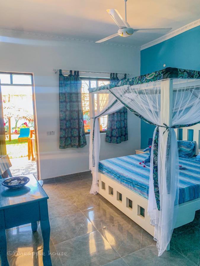 Bed & Breakfast Pineapple House *